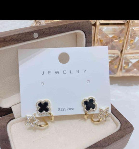 Clover stud tops pair