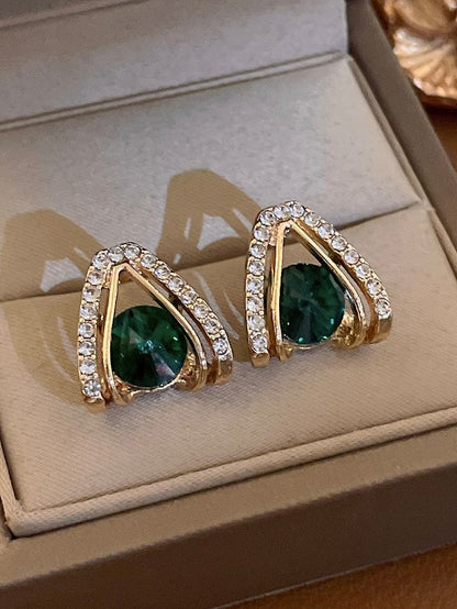 Curved-V Stud Tops pair