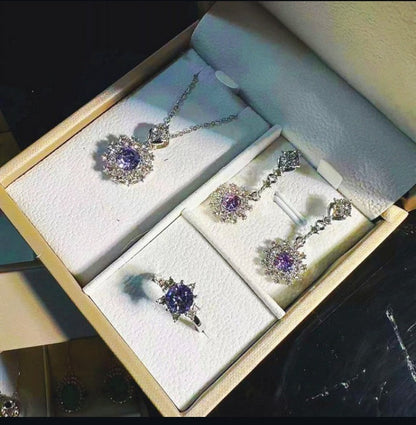 Diamond jewellery set