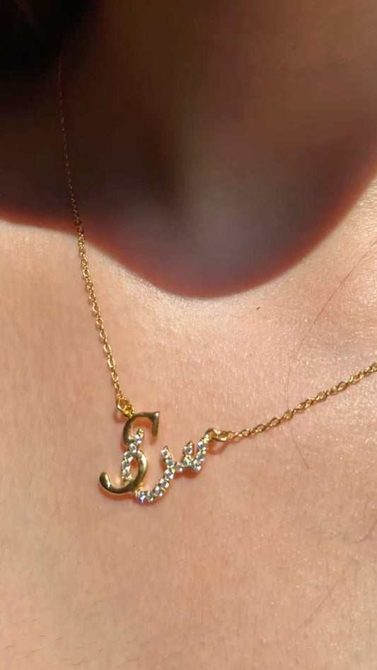 TRENDING CALLIGRAPHY NECKLACE 🔥