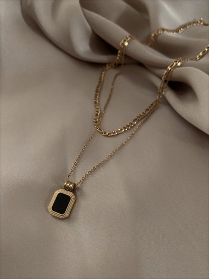 Double chain necklace