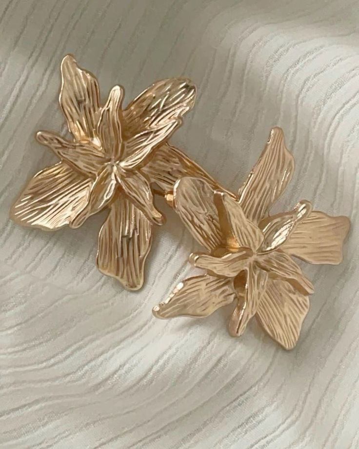 Flower earrings
